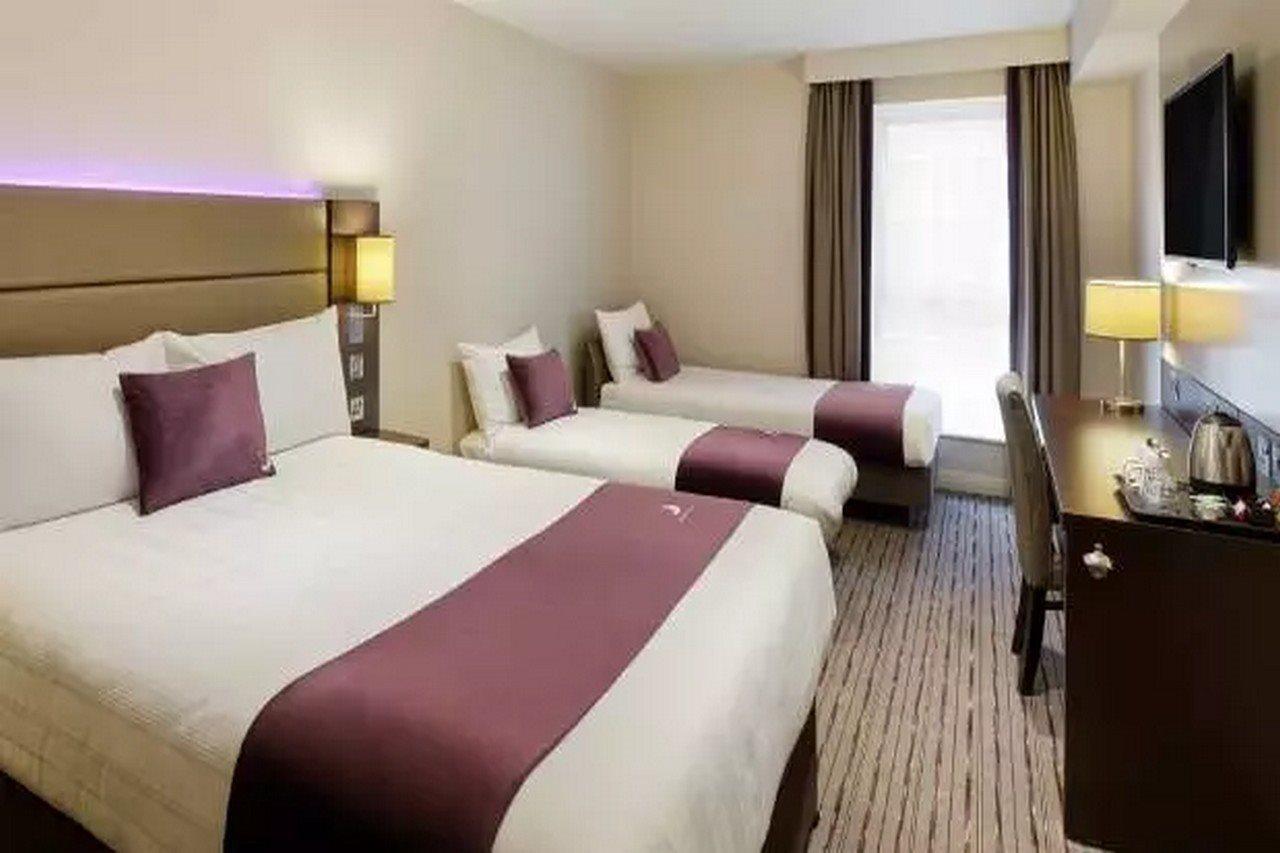 Premier Inn Epsom Central 외부 사진